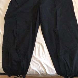 ASOS Pants - Black High Waisted Balloon Pants ASOS Pants - Black High Waisted Balloon Pants